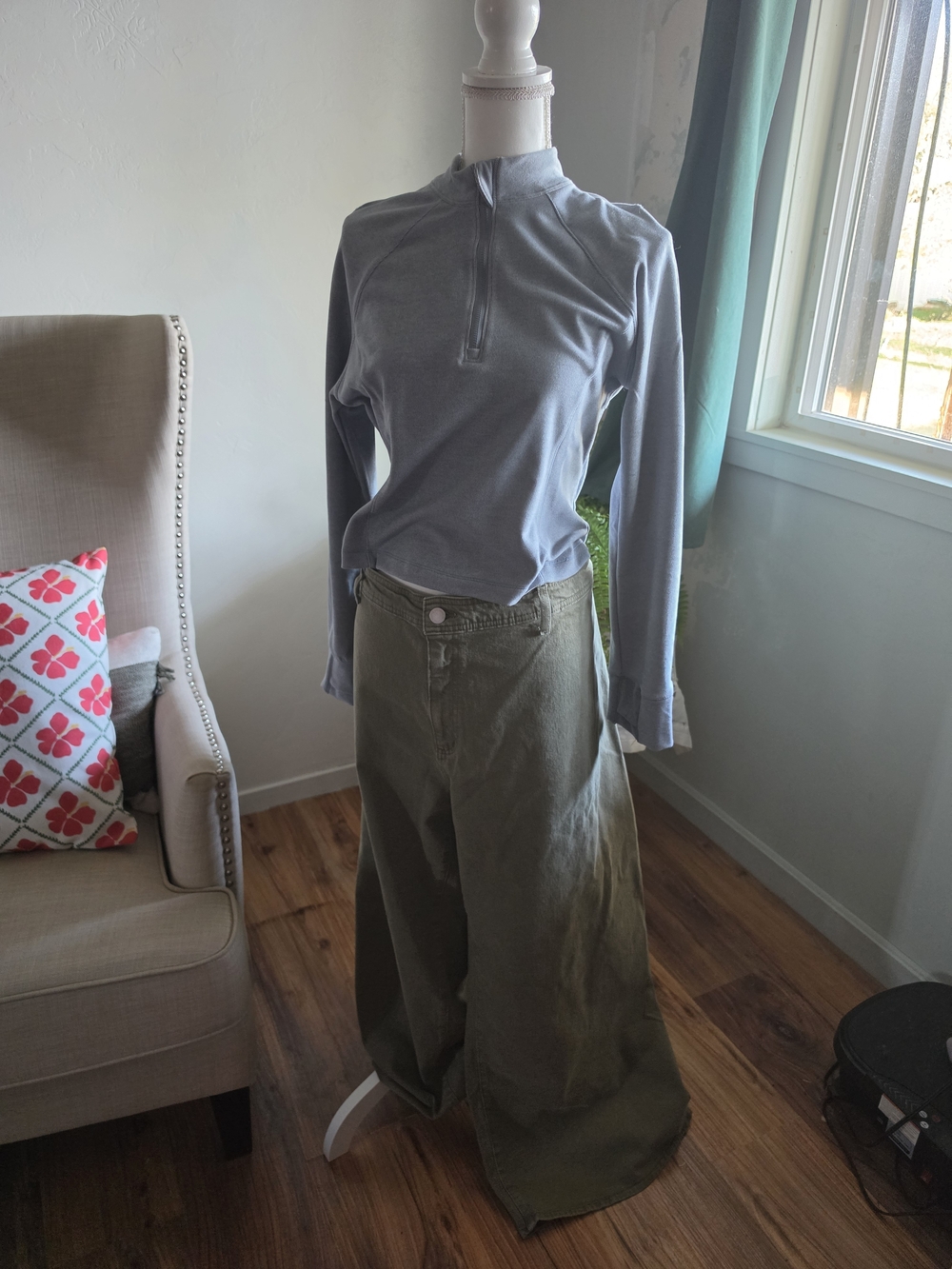 Universal Thread Wide Leg Jeans in Olive Green NWOT